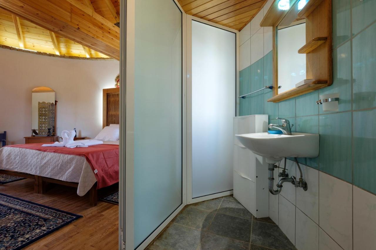 Villa Spyridoula Studios On The Beach Sidárion Extérieur photo