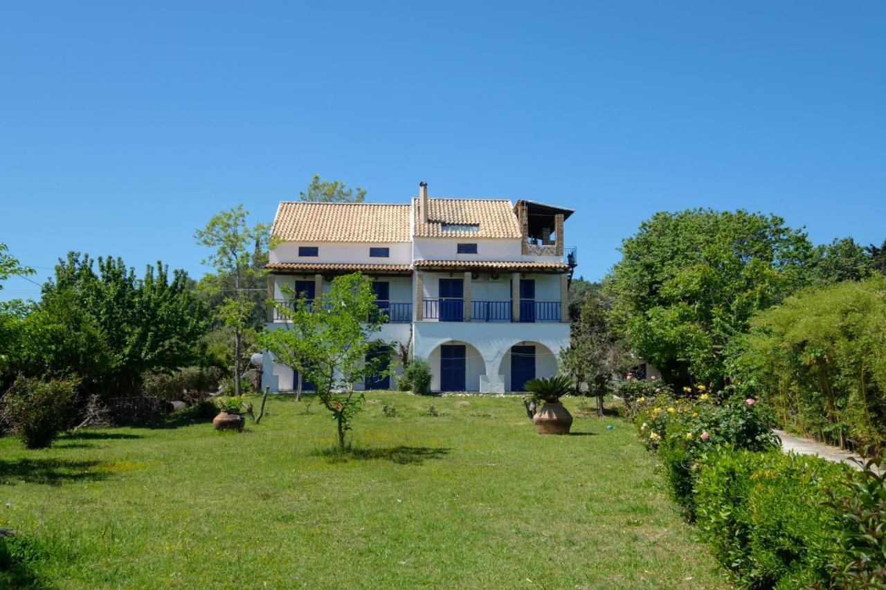 Villa Spyridoula Studios On The Beach Sidárion Extérieur photo