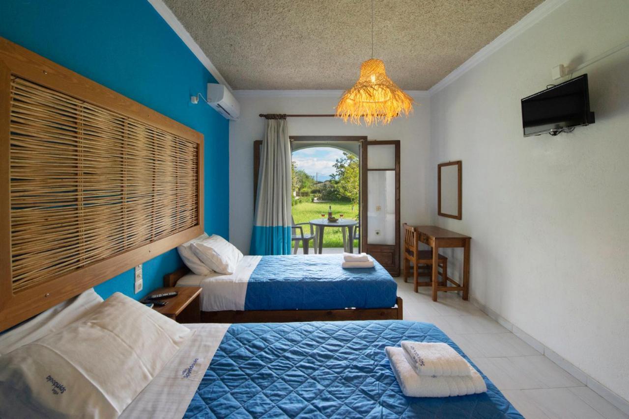 Villa Spyridoula Studios On The Beach Sidárion Extérieur photo