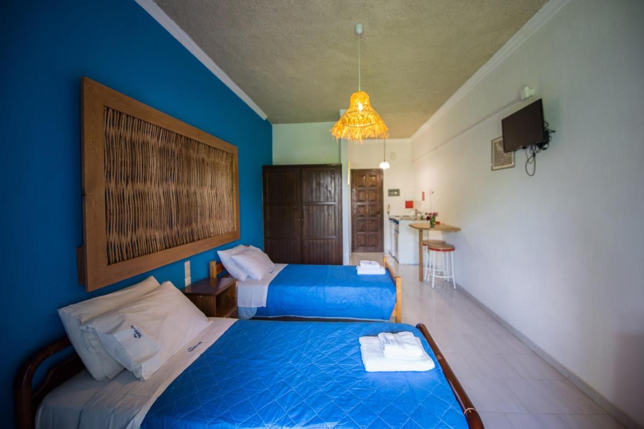 Villa Spyridoula Studios On The Beach Sidárion Extérieur photo