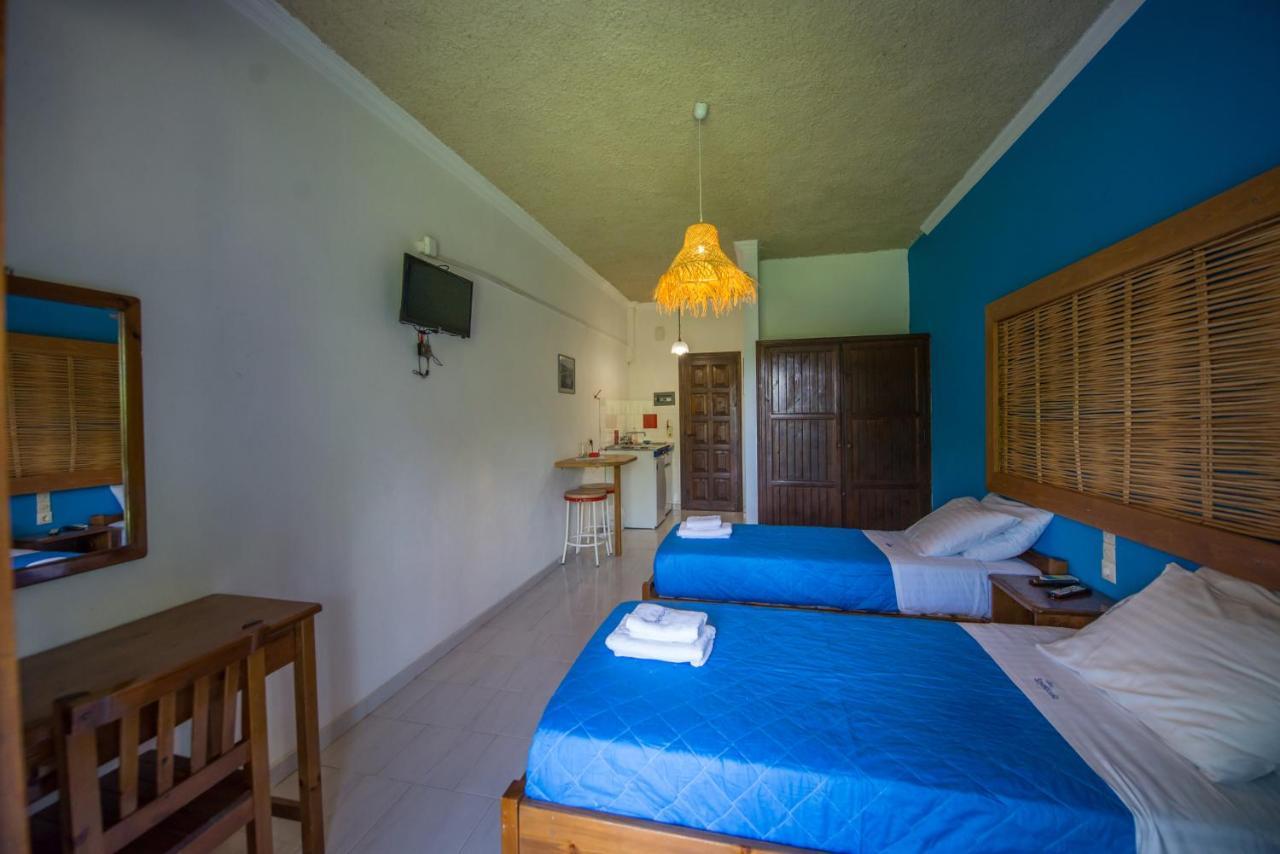 Villa Spyridoula Studios On The Beach Sidárion Extérieur photo