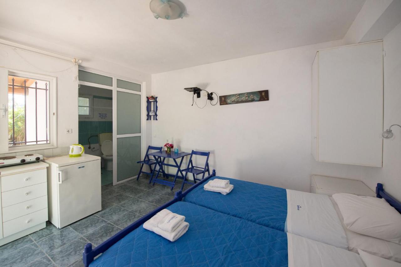Villa Spyridoula Studios On The Beach Sidárion Extérieur photo