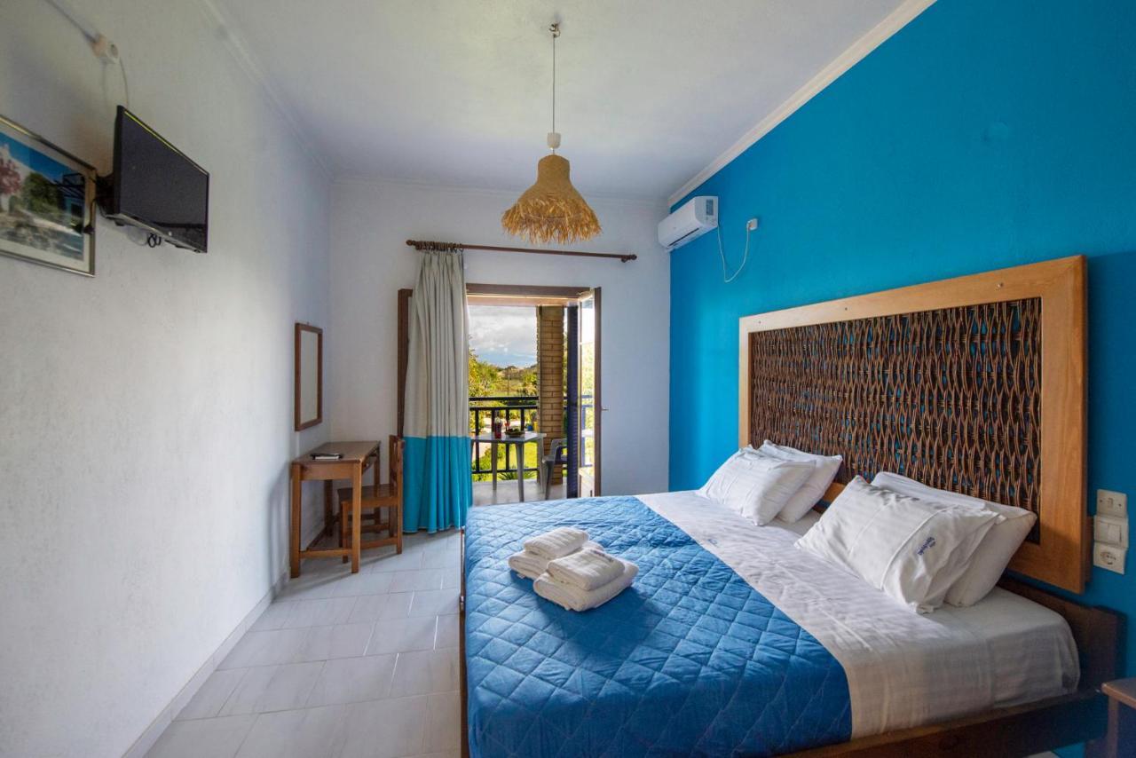 Villa Spyridoula Studios On The Beach Sidárion Extérieur photo