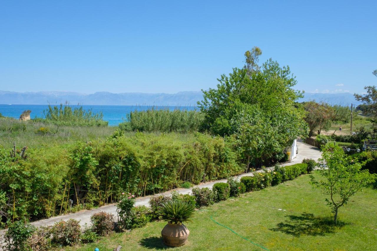 Villa Spyridoula Studios On The Beach Sidárion Extérieur photo
