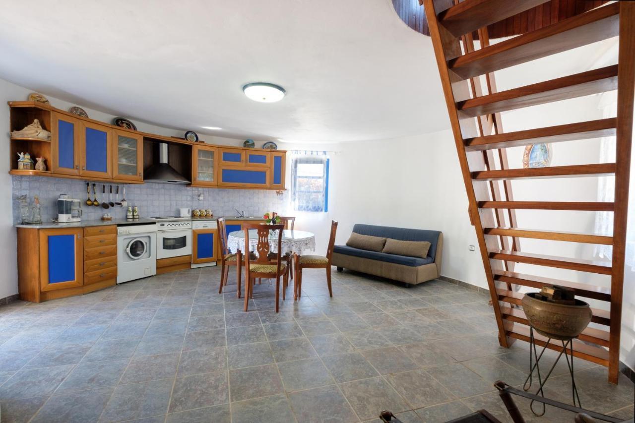 Villa Spyridoula Studios On The Beach Sidárion Extérieur photo
